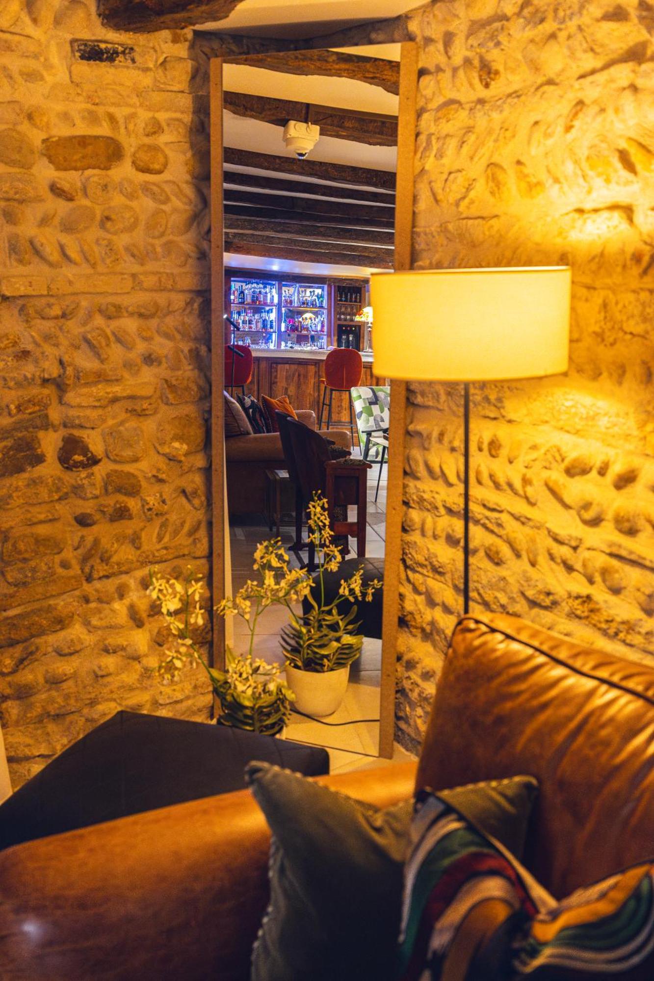 Hotel Le Griffon D'Or Bourg-en-Bresse Exterior photo